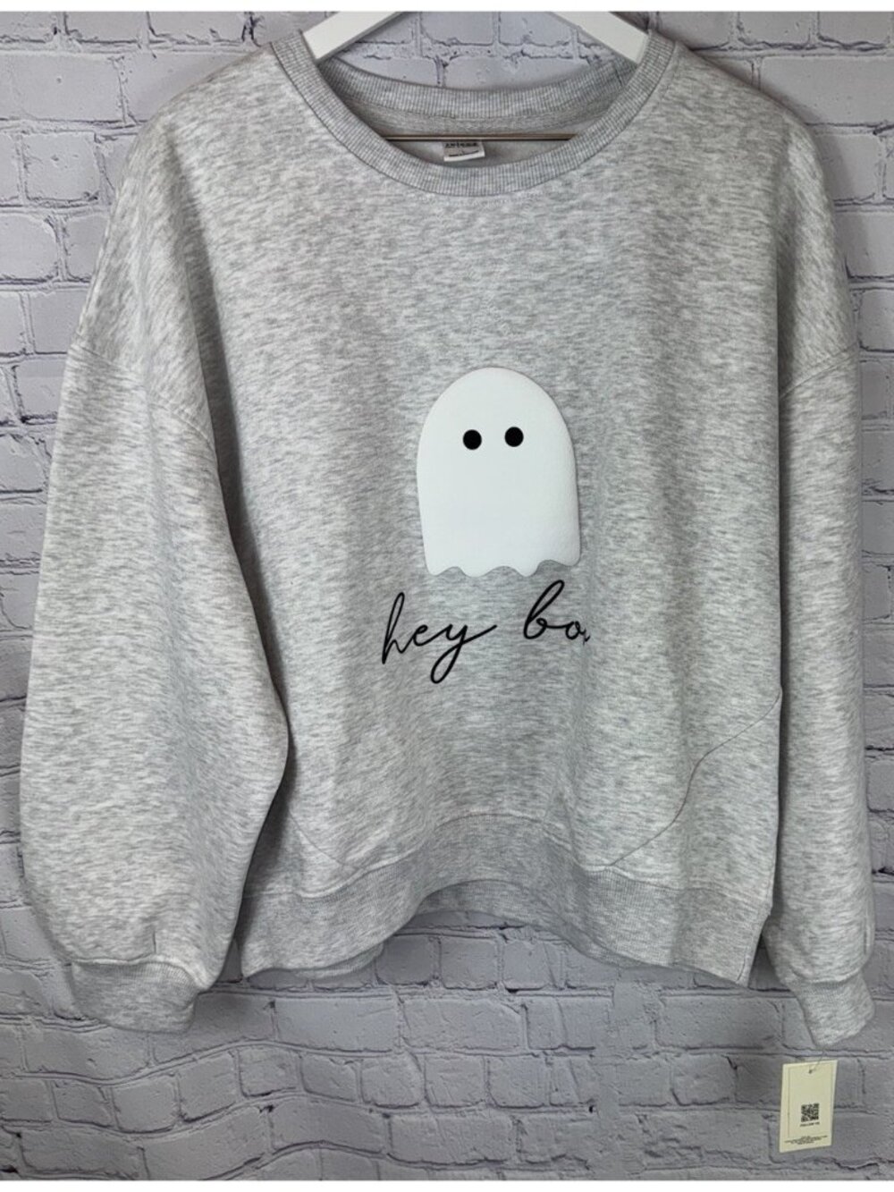 NWT RELAXX Size Large Gray Crew Neck Pullover Sweatshirt Fleece Ghost “Hey Boo”